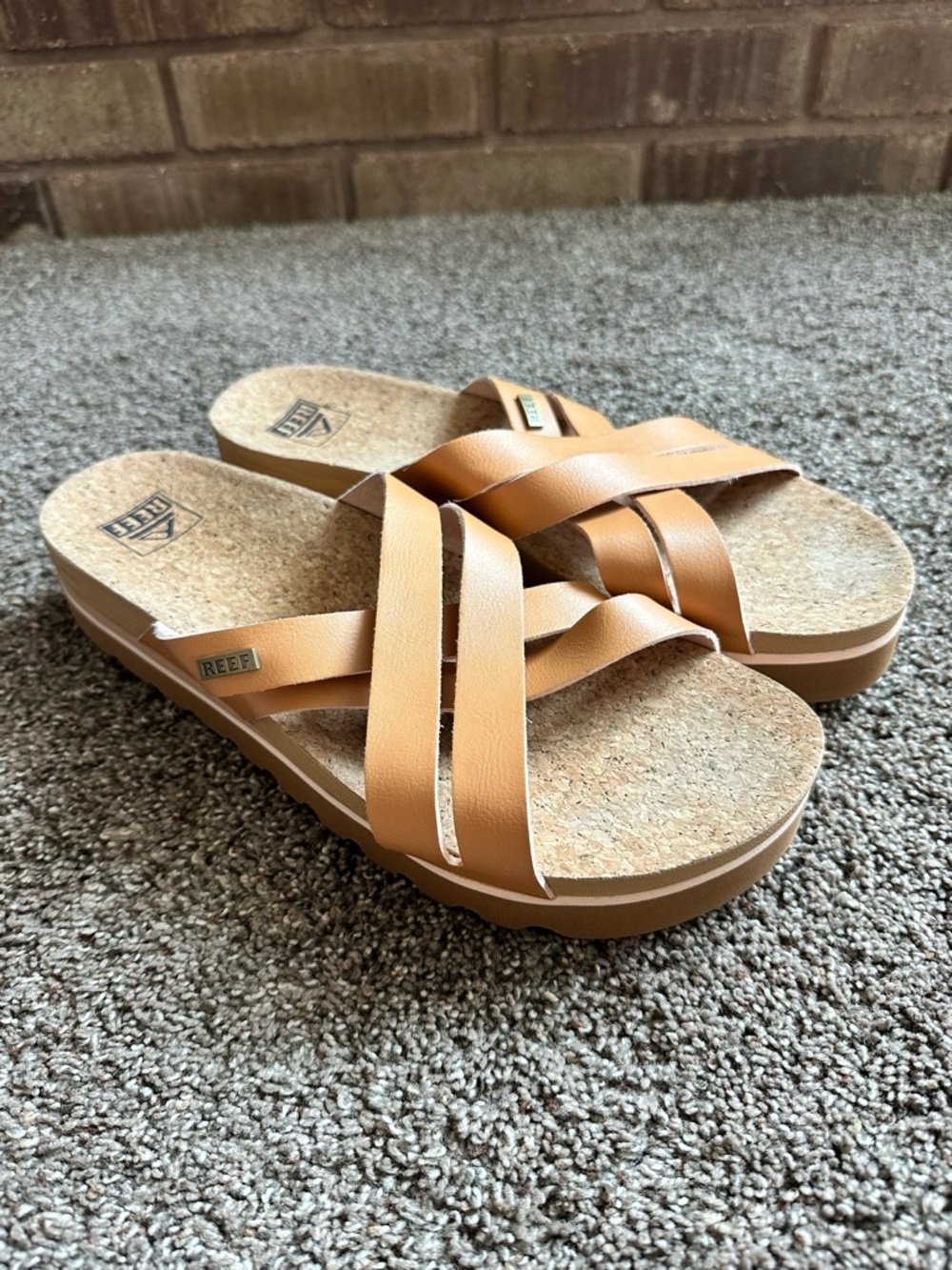 Reef Women's Brown Kaia Cross Cushion Bloom Hi Flip Flop Sandals Size 11